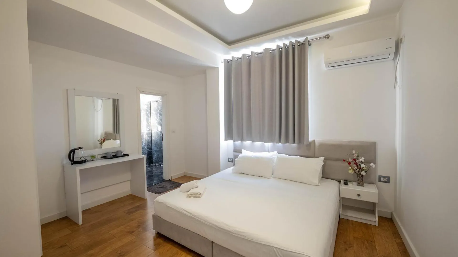 Hotel Myrtai - City Center Sarande 3*,  Albania