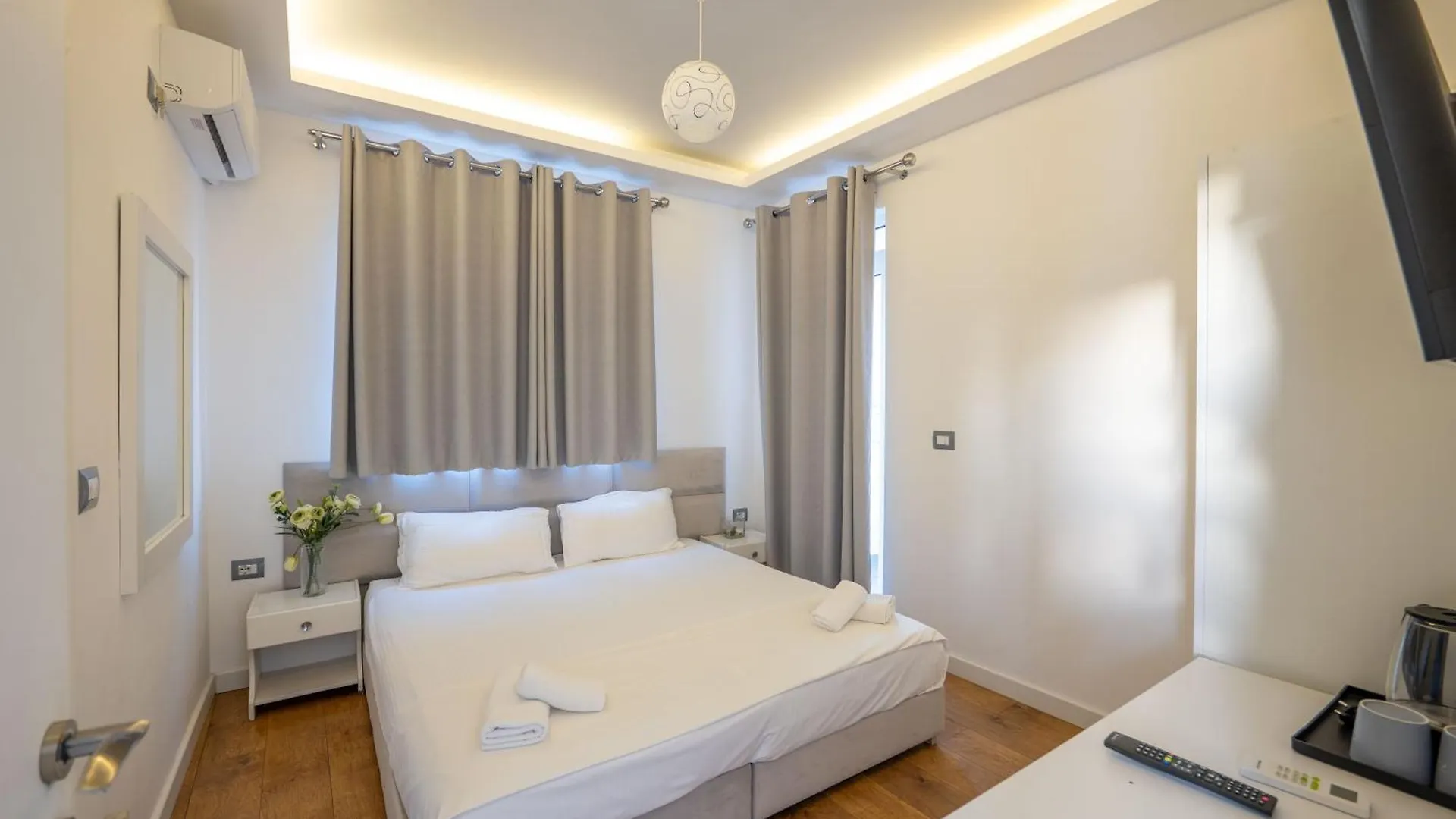Hotel Myrtai - City Center Saranda