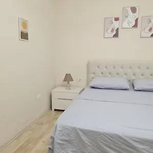  Apartment Downtown Boulevard With A Cute Balcony! Albania