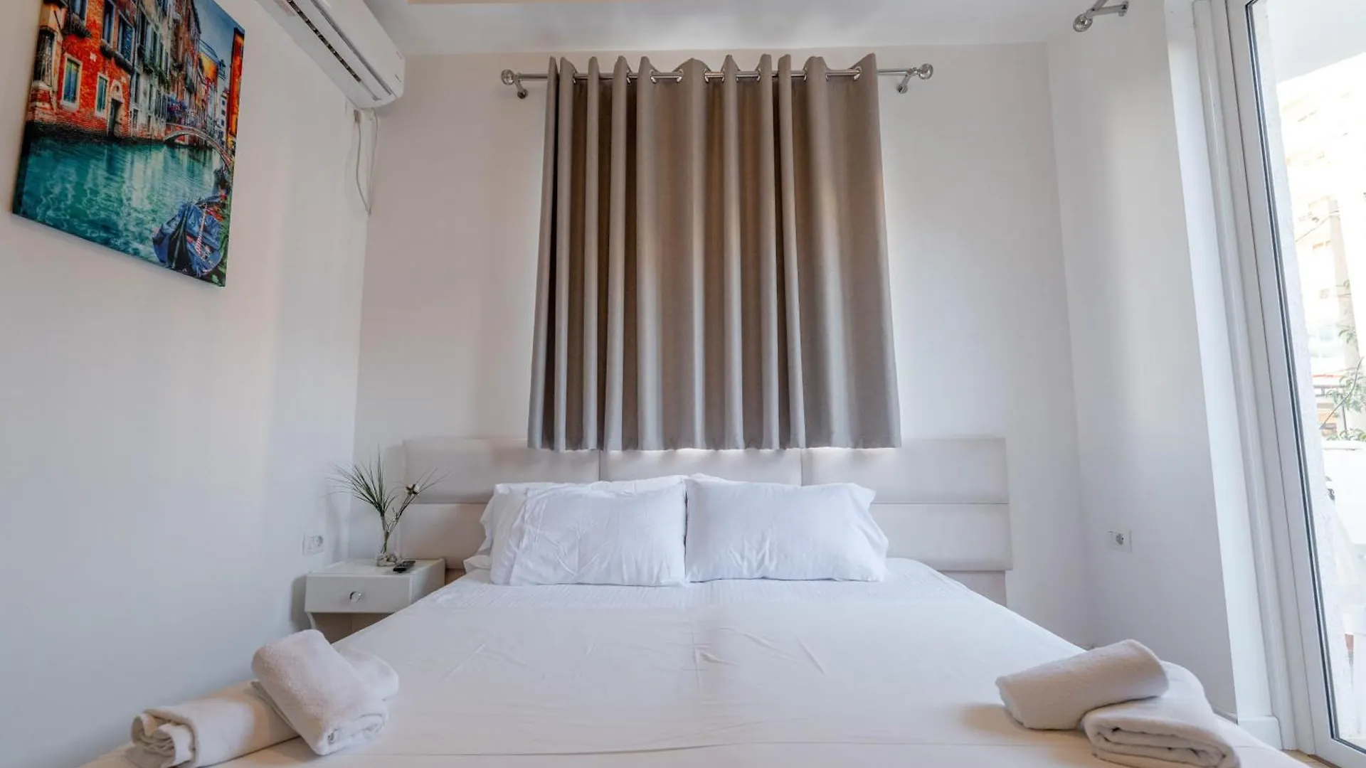 Hotel Myrtai - City Center Sarande 3*,  Albania